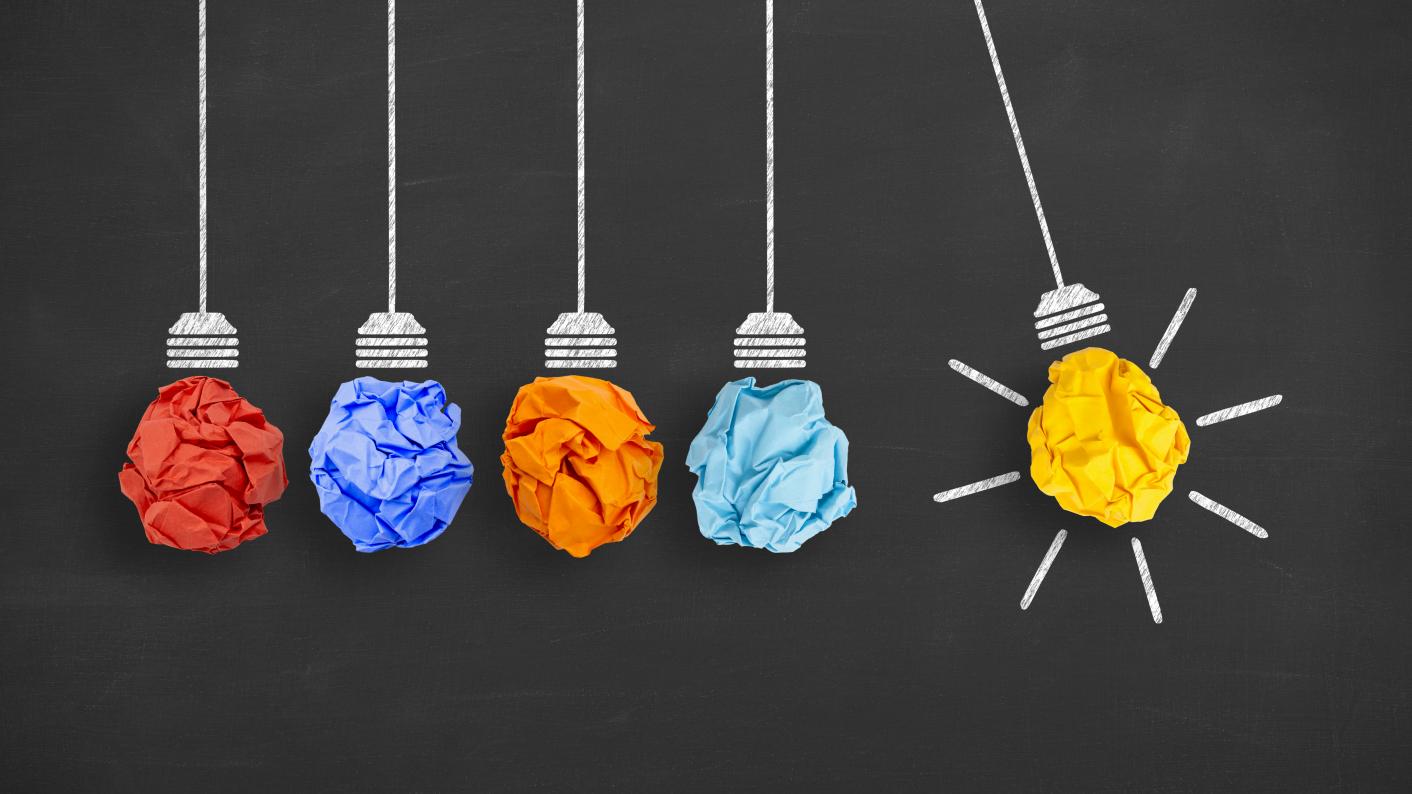 Lightbulbs in movement - KS3 and KS4 forces lessons for secondary science